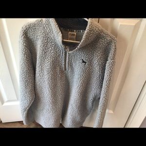 Fleece sweatshirt